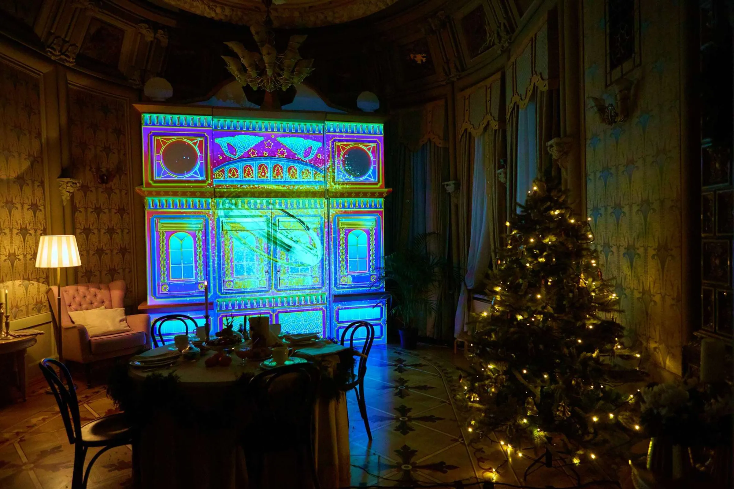 Christmas Experience: House Of Mysterious M… 13