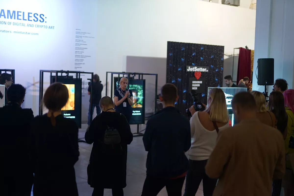 Frameless Exhibition At Ukrainian Fashion Week 1